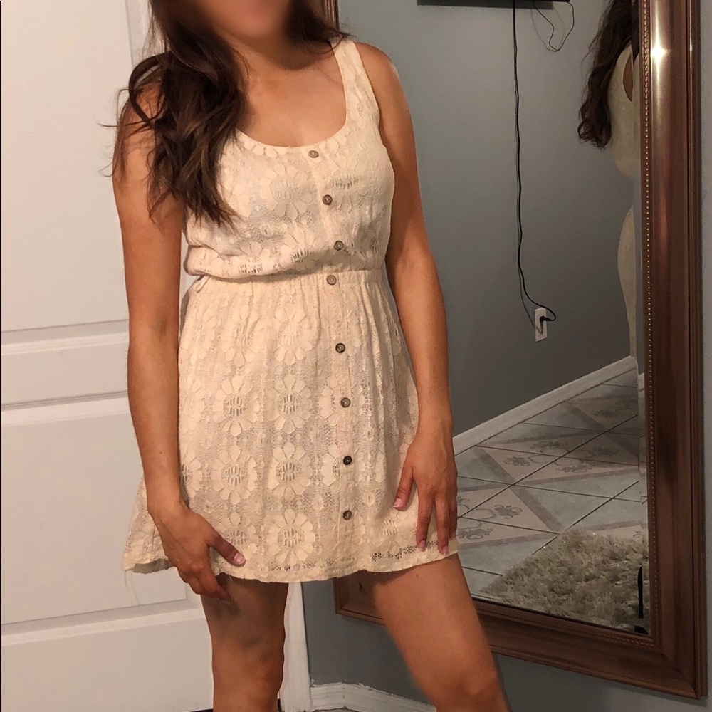 Casual Beige Dress 🌸